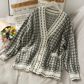Korėjos versija mados visas rungtynes, languotas vidurio-ilgis, V-kaklo megztinis, striukė moterims prarasti ilgomis rankovėmis megztinis megztinis rudenį