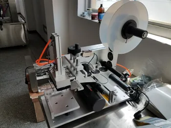 Nauja stiliaus pusiau automatinė butas labeler, etikečių klijavimo mašinos su datos kodas spausdintuvą