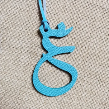 Custom Made Prabangos Originali Natūralios Odos Simbolių Abėcėlė Arabų Raštą Keychain Kuprinės Pakabuką Ponios Moterys Maišelį, Žavesio