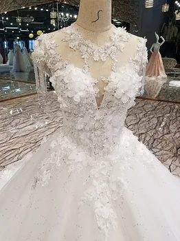Romantiška Kristalų Nuotakos Suknelės, Puošnios 3D Gėlių Reljefiniai Vestuvių Suknelės Nėriniai Seksualus Backless Vestuvių Suknelė Libanas Chalatas De Mariee