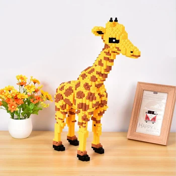 DUZ 8639 Animacinių filmų Geltona Žirafa Stovėti Gyvūnų Augintinių 3D Modelį 