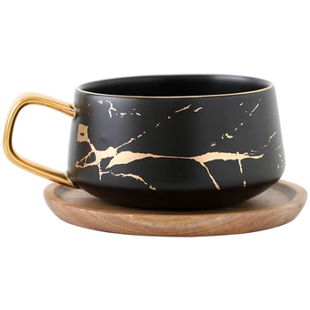Europos ins stiliaus small luxury keraminės kavos puodelis puodelis puodelis pora taurės izoliacija trinkelėmis marmuro modelis taurės lėkštė medinis dangtis rinkinys