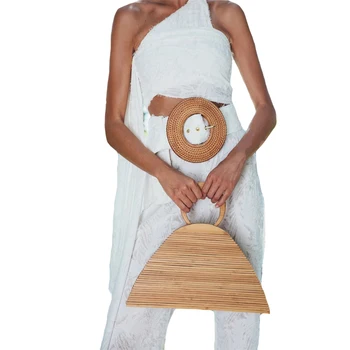 Naujausi Moterų Rankinės Bambuko Pynimo Vasaros Atostogų Paplūdimio Krepšys Mados Trikampio Formos Bambuko Maišelį Ponios Sielovados Stiliaus Rankinė