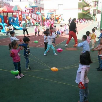 Vaikų lauko žaislai, sporto dvigubai asmens bendradarbiavimo traukti, vaikų darželis, vaikų sveikatingumo, vaikų sąveika kamuolys.