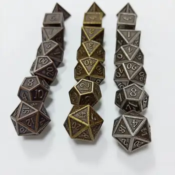 7Pcs Iškilumo Sunkiųjų Metalų Polyhedral Kauliukai Nustatyti RPG Valdybos Drakonai Žaidimas DND RPG MTG D20 D10 D12 D8 D4 D6 Stalo, stalo Žaidimas