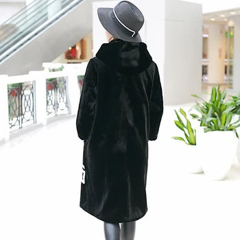 Nerazzurri Juodos ir baltos spalvos bloką moterų dirbtiniais kailio paltas su gobtuvu, 2019 žiemos Ilgas šiltas pūkuotas netikrą rex triušio kailio paltas