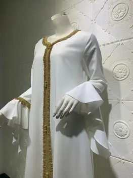 Nuostabūs Aukso Siuvinėjimai Kutai Moterų Suknelė Arabų Dubajaus Musulmonų Jalabiya Ilgas Varpas Rankovėmis V-Kaklo, Elegantiška Ponia, Chalatai Balti