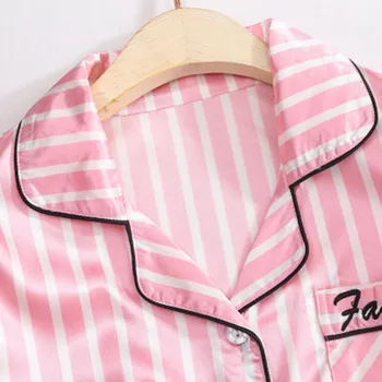 Rožinė Dryžuota Pižama Šilko Satino Femme Pajama Nustatyti 7 Gabalus Dygsnio apatinis trikotažas Skraiste, pižamos Moterims Sleepwear pjs