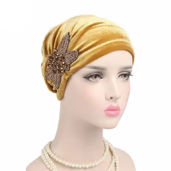 2019 Mados Moterų Elegantiškas, Minkštas Aksominis Musulmonų Turbaną Kepuraitė Su Užkarpomis Gėlių Skrybėlę Chemo Vėžio Bžūp Ponios Musulmonų Vidiniai Dangteliai